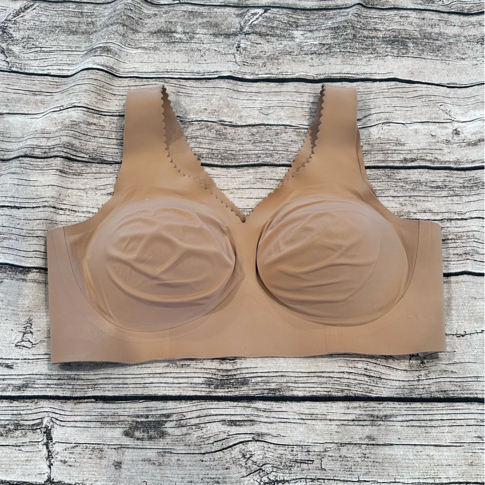 Evelyn & Bobbie. The Evelyn Seamless Tan Bra